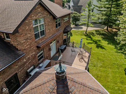 4695 Stonebridge Court Columbus IN 47201