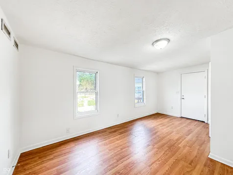 3025 Alice Avenue Indianapolis IN 46237