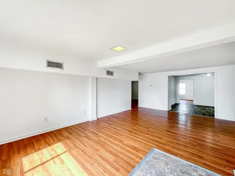 3025 Alice Avenue Indianapolis IN 46237
