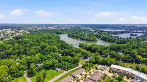 2597 E 78th Street Indianapolis IN 46240