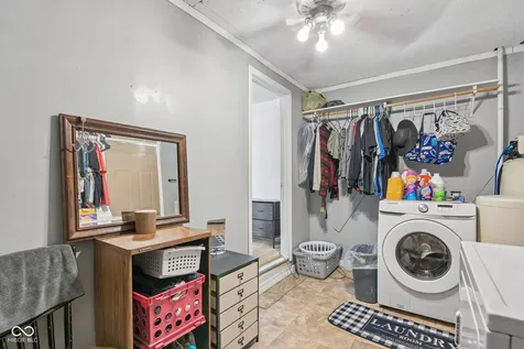1304 Factory Street Frankton IN 46044