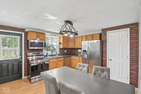 1304 Factory Street Frankton IN 46044
