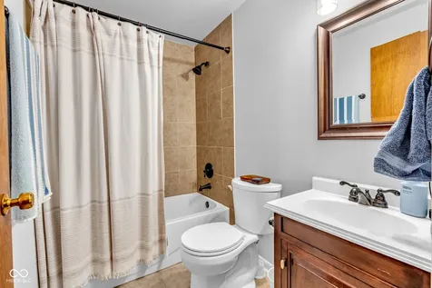 1508 Minturn Lane Indianapolis IN 46260