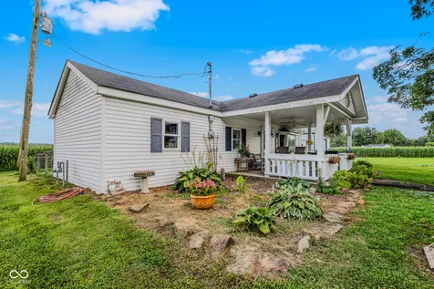 5653 S Jonesville Columbus IN 47201