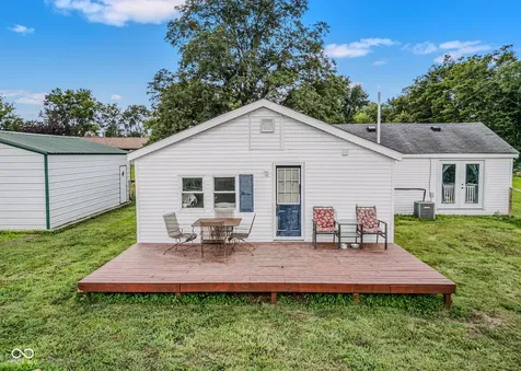 5653 S Jonesville Columbus IN 47201
