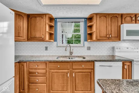 3507 S County Road 200 W Greencastle IN 46135