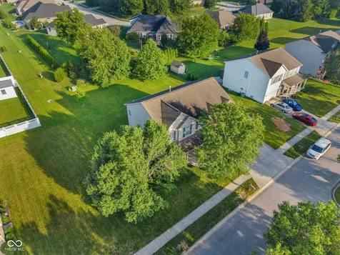 114 Burlington Parkway Pittsboro IN 46167