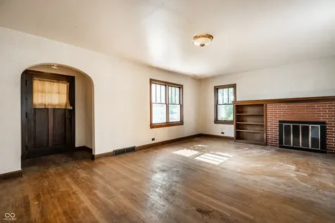 6428 Maple Street Indianapolis IN 46236