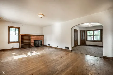 6428 Maple Street Indianapolis IN 46236