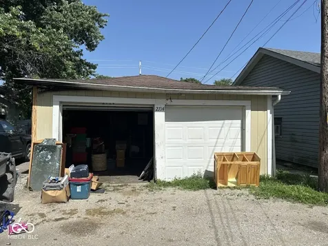 2714 S Meridian Street Indianapolis IN 46225