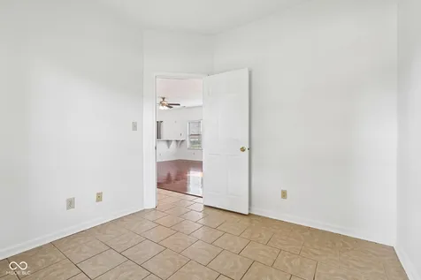 5214 Mesa Verde Drive Indianapolis IN 46237