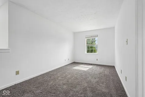 5214 Mesa Verde Drive Indianapolis IN 46237