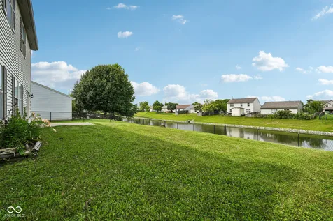 5214 Mesa Verde Drive Indianapolis IN 46237