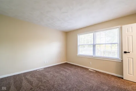 3675 W 558 N Huntington IN 46750