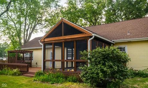 3675 W 558 N Huntington IN 46750
