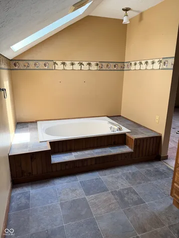 10109 E County Road 275 N Seymour IN 47274