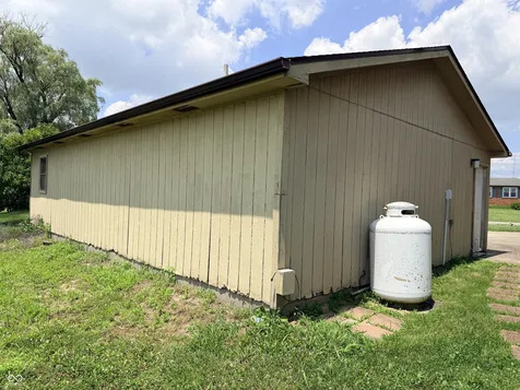 10109 E County Road 275 N Seymour IN 47274