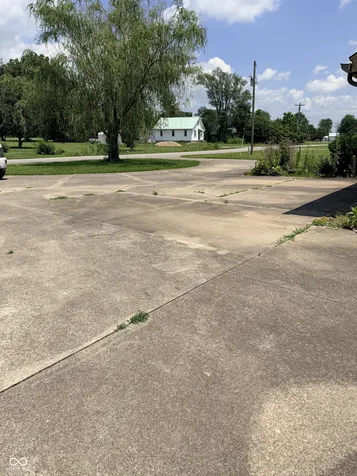 10109 E County Road 275 N Seymour IN 47274
