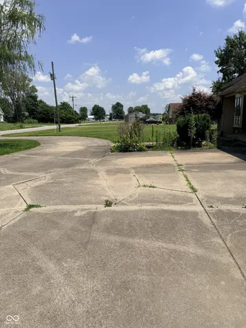 10109 E County Road 275 N Seymour IN 47274