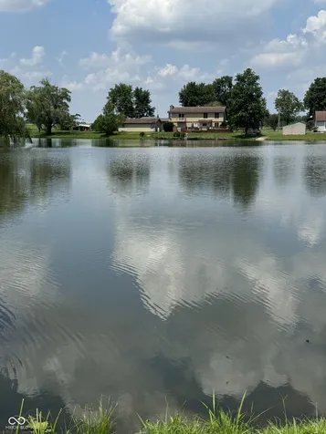 10109 E County Road 275 N Seymour IN 47274