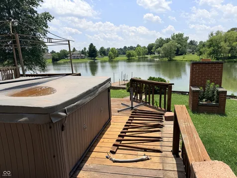 10109 E County Road 275 N Seymour IN 47274