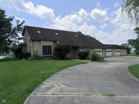 10109 E County Road 275 N Seymour IN 47274
