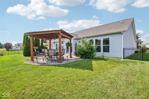 8725 Hornady Drive Indianapolis IN 46239