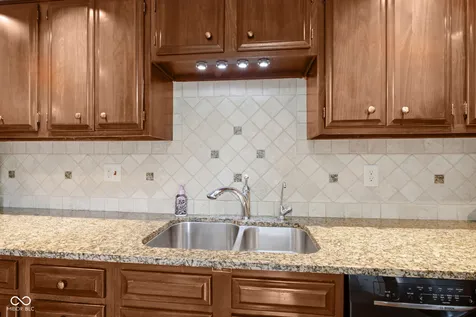 1807 Crystal Bay East Drive Plainfield IN 46168