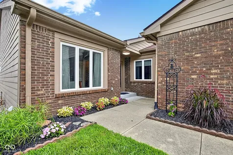 1807 Crystal Bay East Drive Plainfield IN 46168