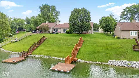 1807 Crystal Bay East Drive Plainfield IN 46168
