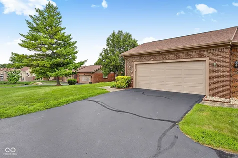 1807 Crystal Bay East Drive Plainfield IN 46168