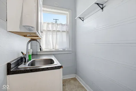 209 W North Street Lebanon IN 46052