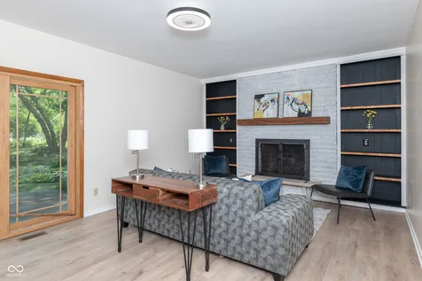 8847 W Ash Road Indianapolis IN 46234