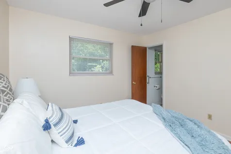 8847 W Ash Road Indianapolis IN 46234