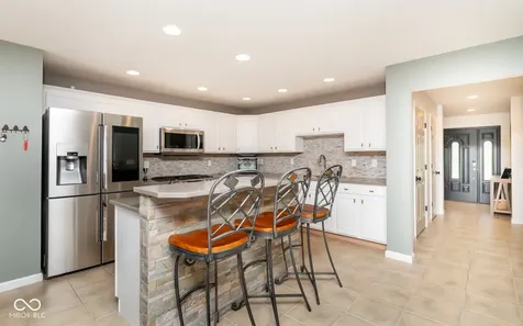 269 Matthew Drive Seymour IN 47274