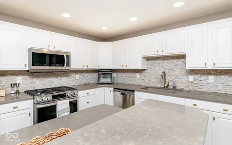 269 Matthew Drive Seymour IN 47274