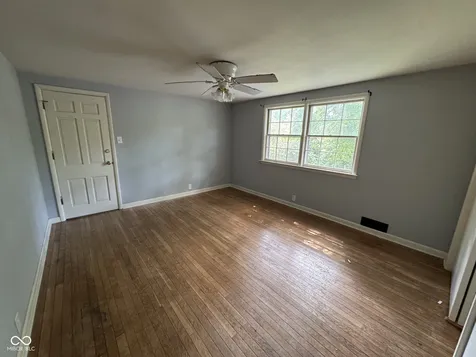 313 S 32nd Street Terre Haute IN 47803