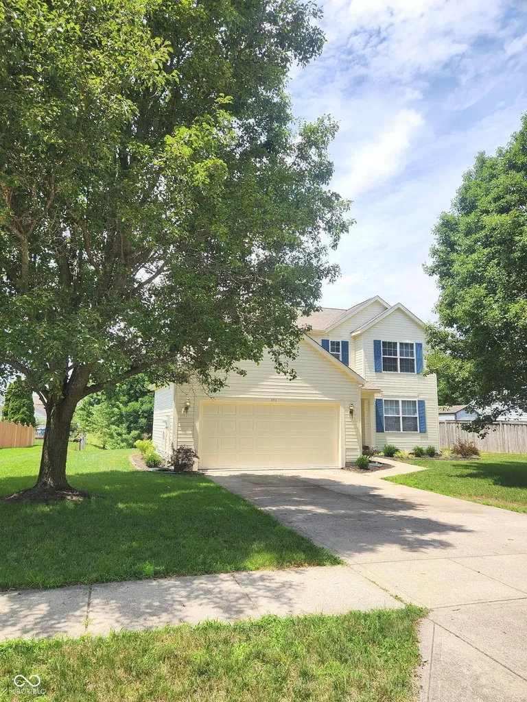 924 Thornwood Drive Greenwood IN 46143