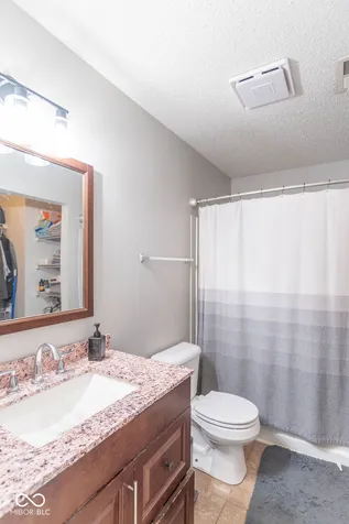 660 Wheat Field Lane Whiteland IN 46184
