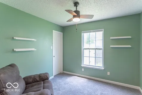 660 Wheat Field Lane Whiteland IN 46184