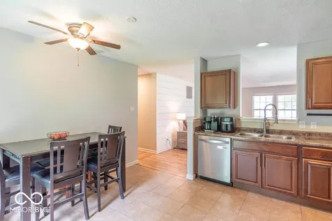 660 Wheat Field Lane Whiteland IN 46184