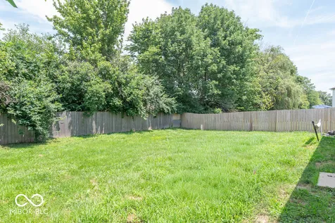 660 Wheat Field Lane Whiteland IN 46184