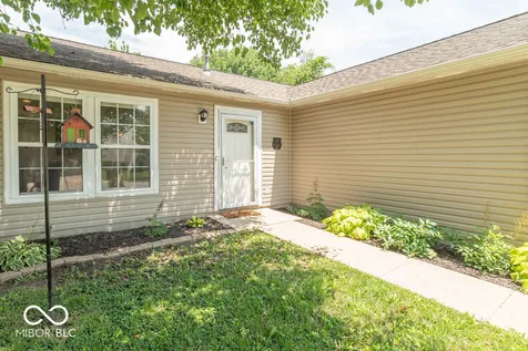 660 Wheat Field Lane Whiteland IN 46184