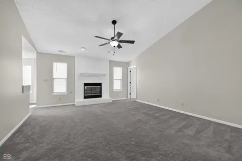 1219 E Mckay Road Shelbyville IN 46176