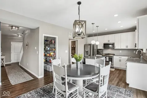 5225 Hearst Lane Indianapolis IN 46239