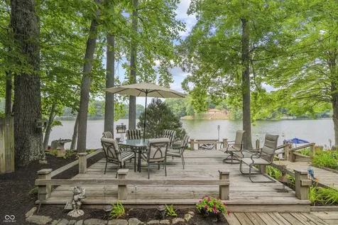 4218 E Lakeview Drive Martinsville IN 46151