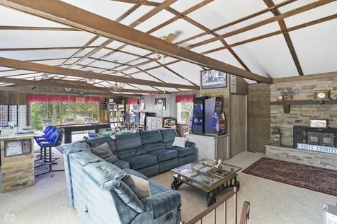 4218 E Lakeview Drive Martinsville IN 46151