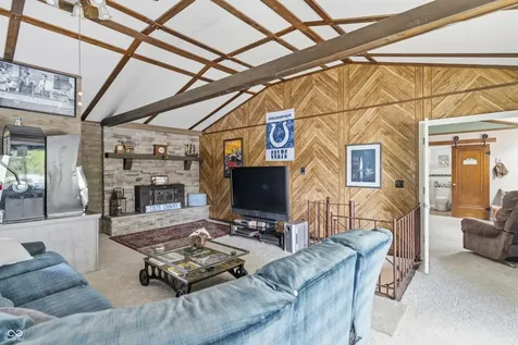 4218 E Lakeview Drive Martinsville IN 46151