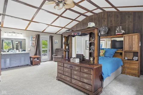 4218 E Lakeview Drive Martinsville IN 46151