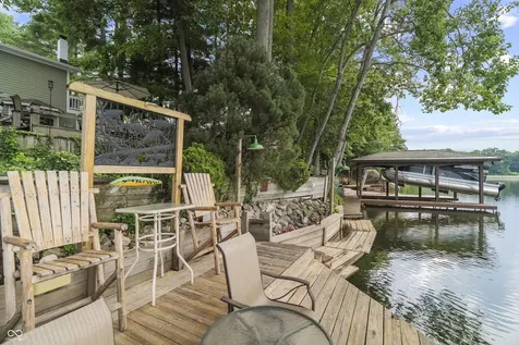 4218 E Lakeview Drive Martinsville IN 46151